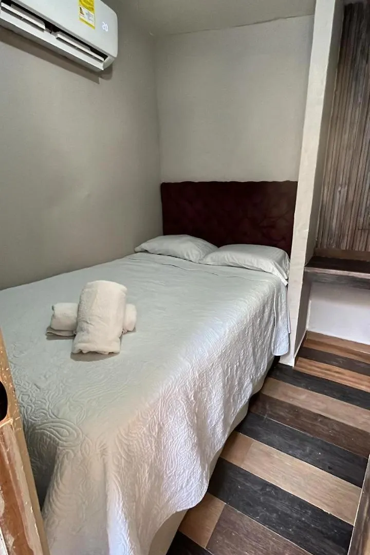 Hostel La Antigua Capsula Cartagena