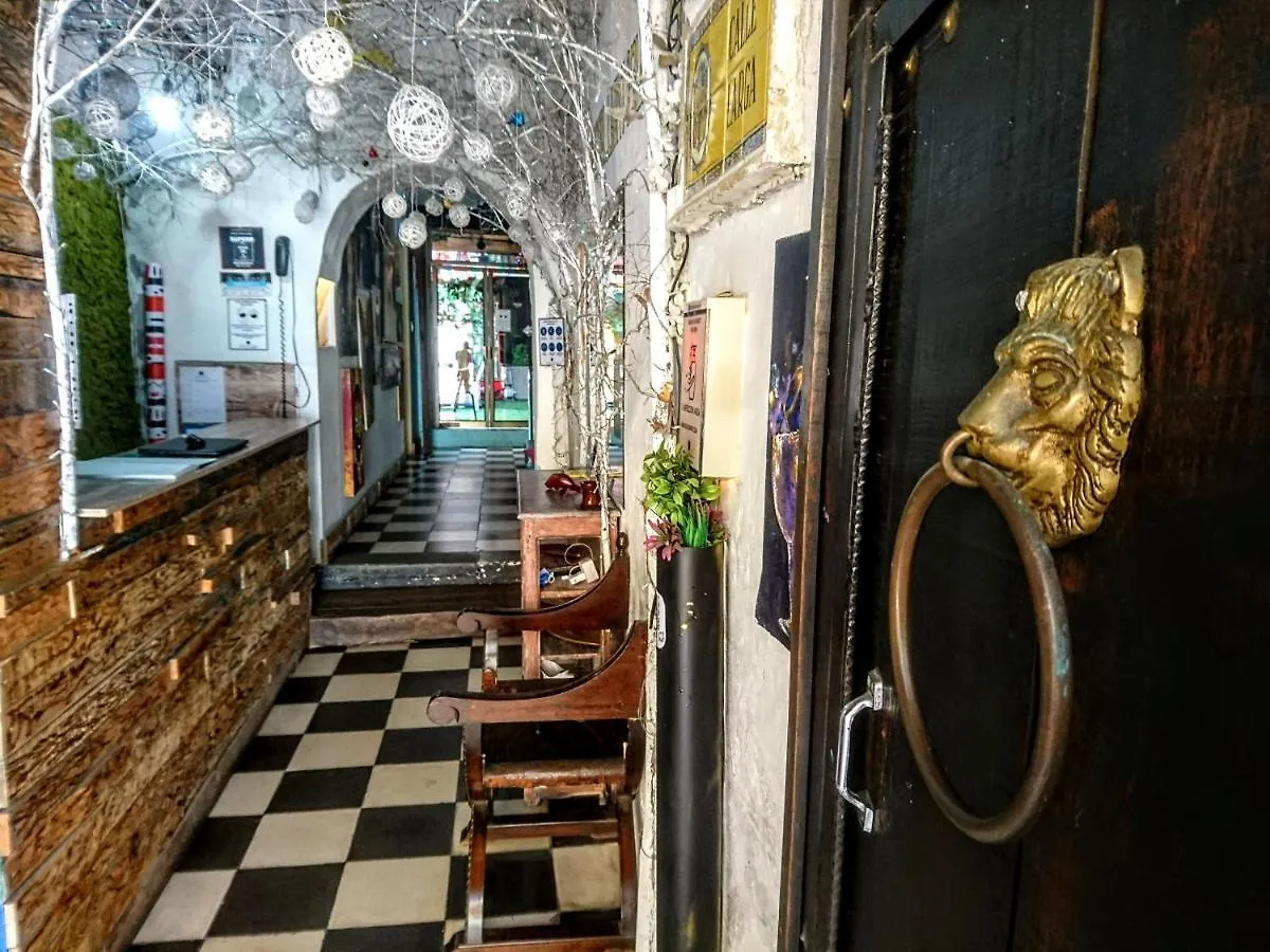 Hostel La Antigua Capsula Cartagena