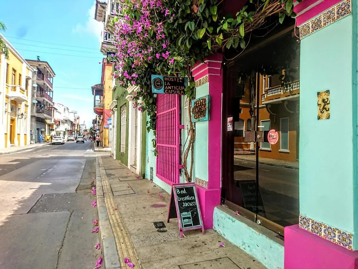 Hostel La Antigua Capsula Cartagena